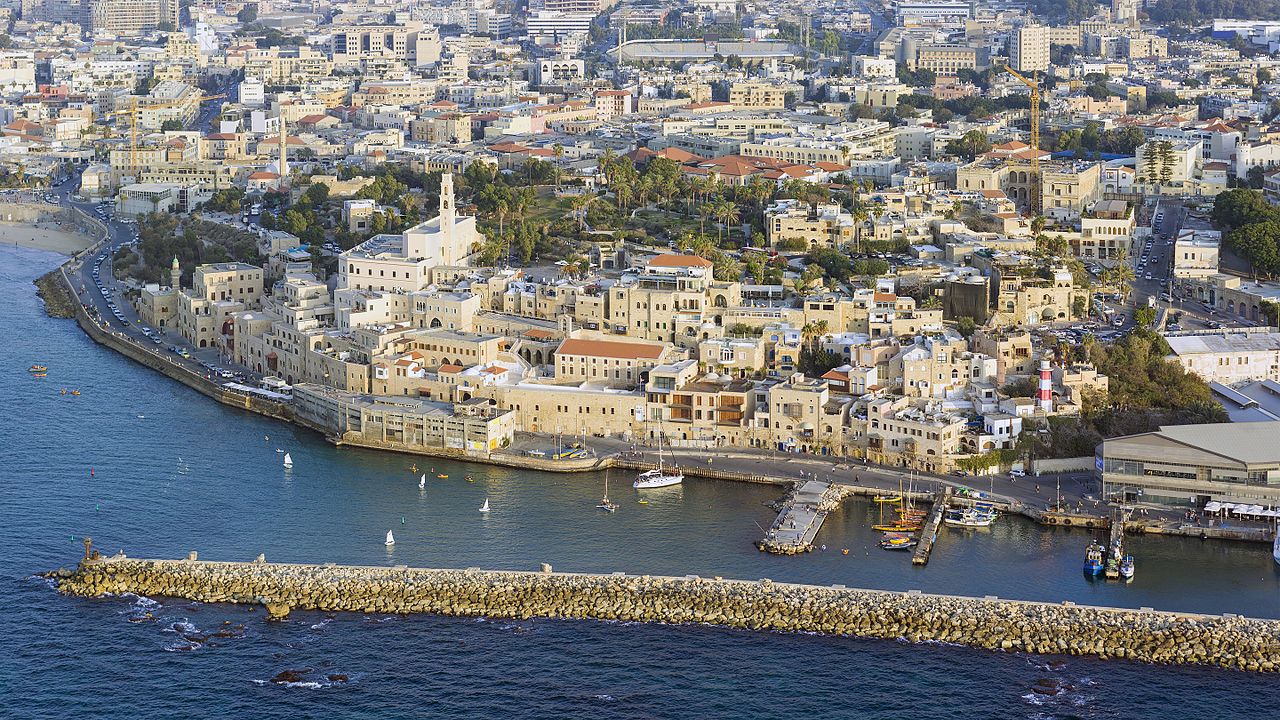 上图：约帕上图：约帕港的防波堤。约帕港现名雅法港（Jaffa Port），是特拉维夫雅法老城的古老海港，被认为是世界上连续使用时间最长的海港。港的防波堤。约帕港现名雅法港（Jaffa Port），是地中海的一个非常古老的海港，是世界上连续使用时间最长的海港。